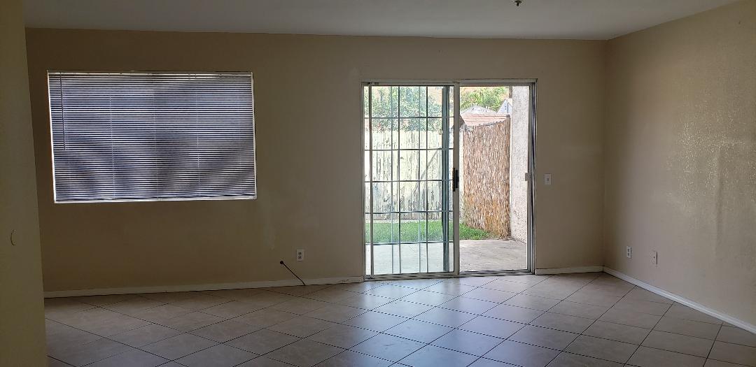 Living Room - 1728 Conejo Dr