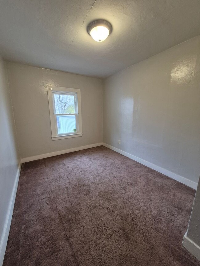 Building Photo - Cozy 3 bedroom in Kettering