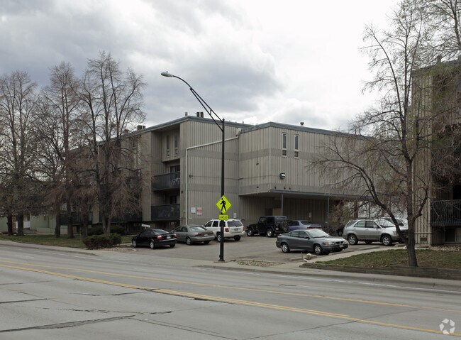 Foto del edificio - Dakotas Apartments