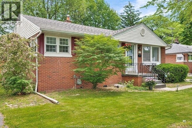 Building Photo - 3692 McKay Ave