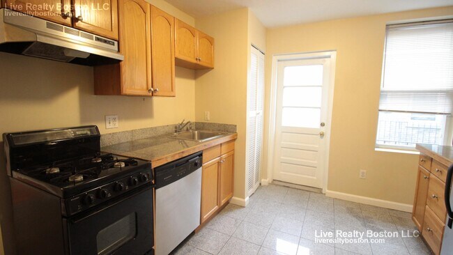 Foto del edificio - 224 Hanover St
