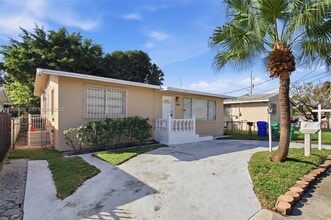 Building Photo - 3380 NW 14th St