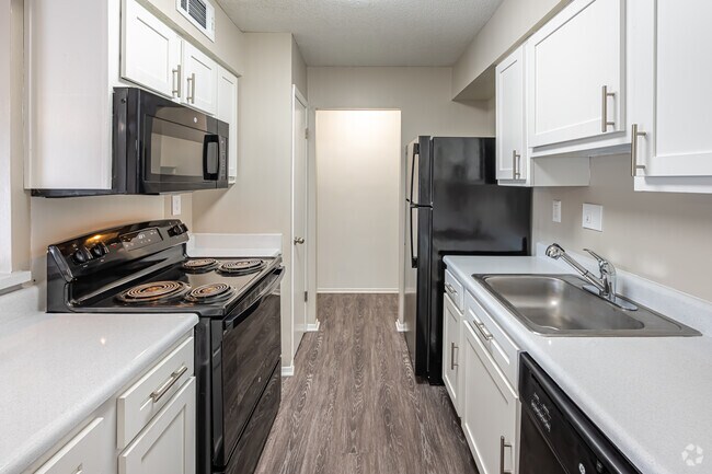 1 habitación, 1 baño - 900 pies cuadrados - Cocina - Pass Pointe Apartments