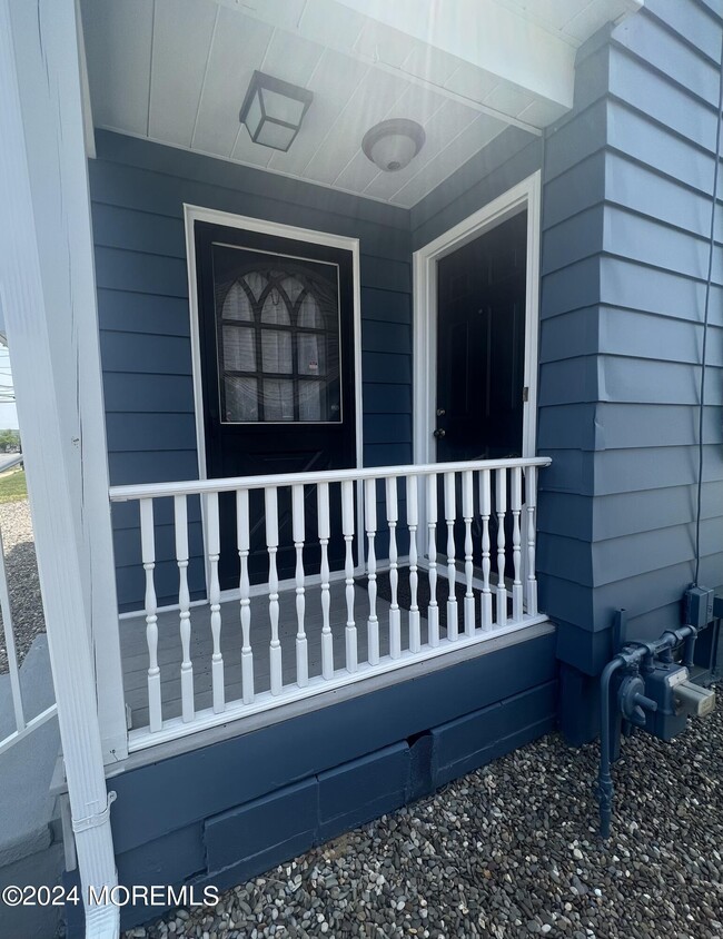 Building Photo - 898 NJ-34