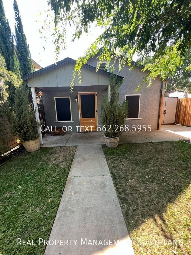 Primary Photo - Walk to Campus From This Cute 2 Bedroom Ba...