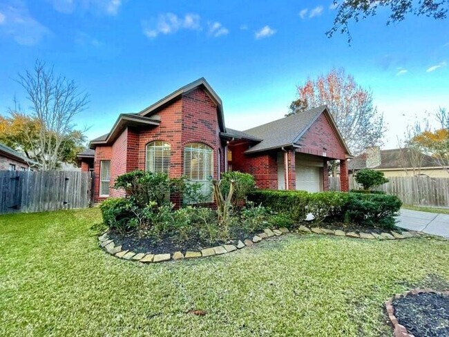 Building Photo - 4911 Jaymar Dr