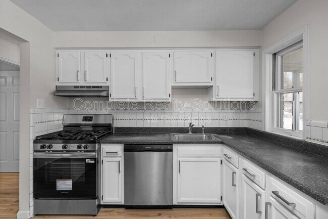 Building Photo - 9604 Colony Dr