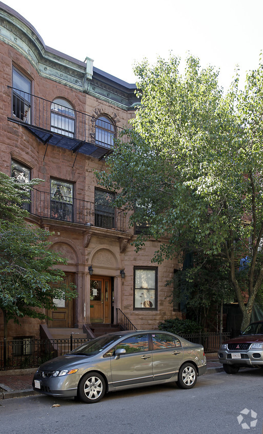 Primary Photo - 170 St. Botolph St
