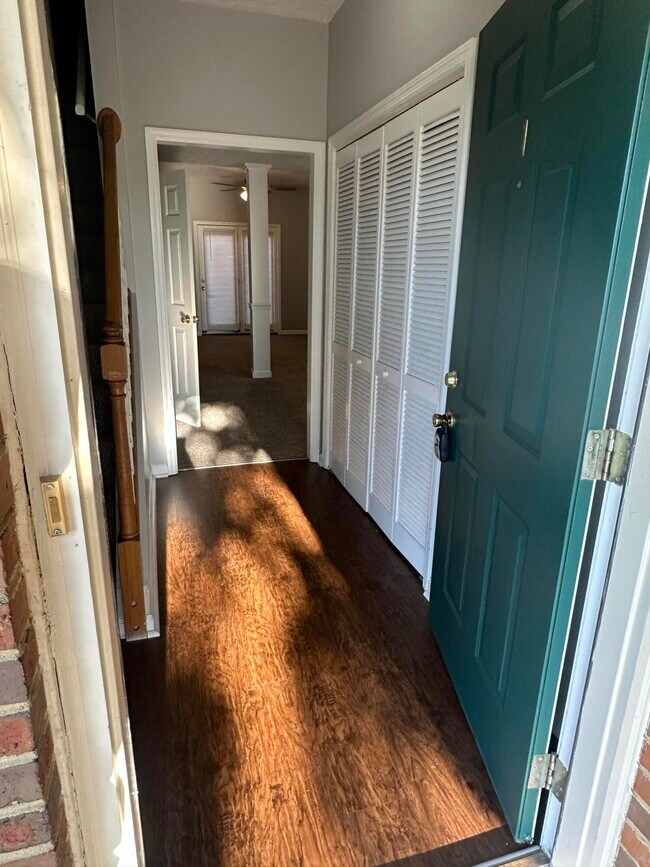 Foto del edificio - 2003 River Ridge Rd