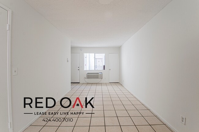 Building Photo - 619 N Kingsley Dr