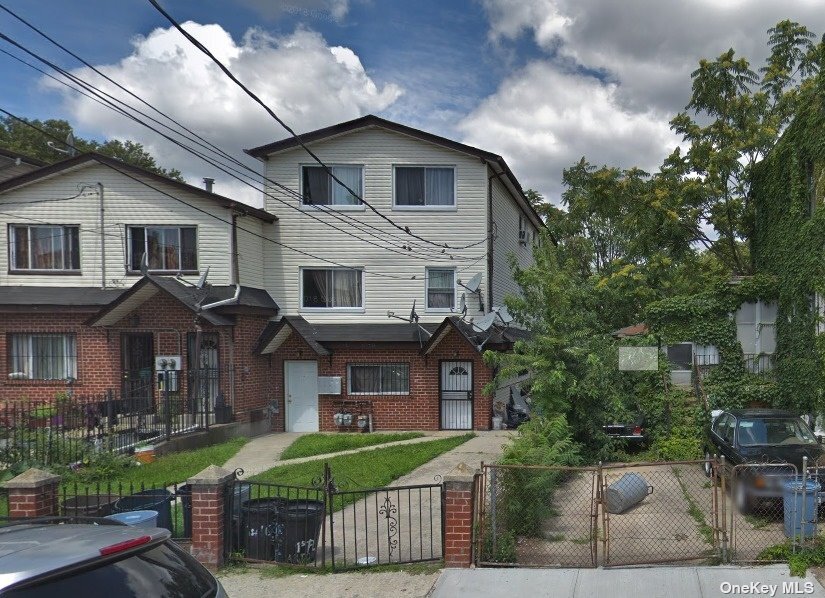 Primary Photo - 164-41 108th Dr
