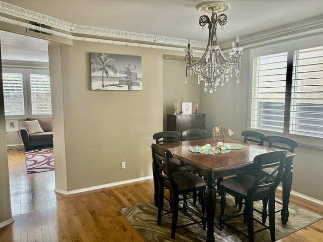 Foto del edificio - 8220 E Brookdale Ln