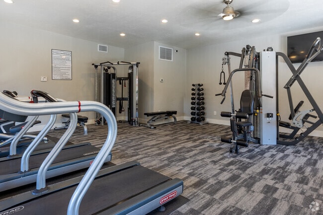 Fitness Center - Fox Point Apartments