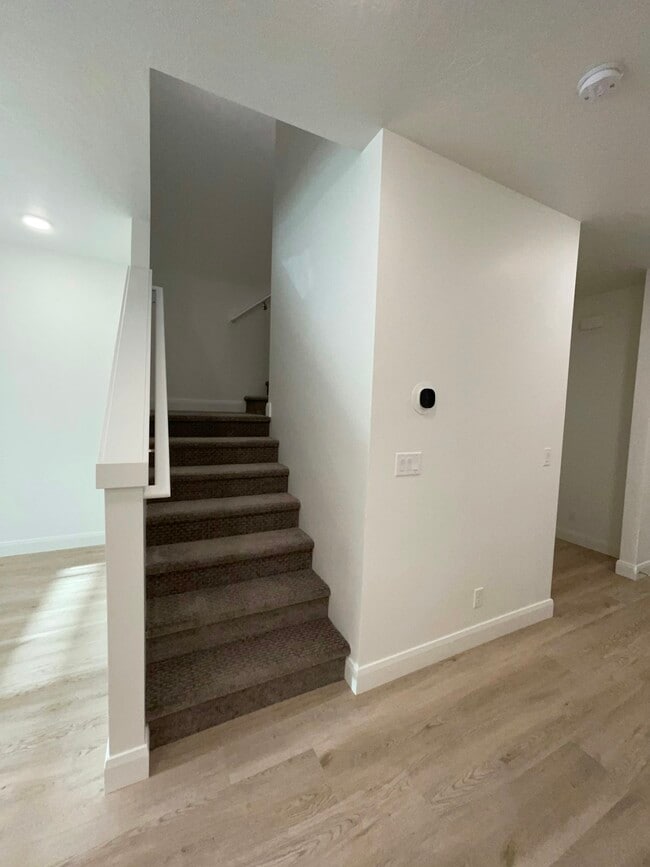 Building Photo - 5764 S Russet Sun Dr