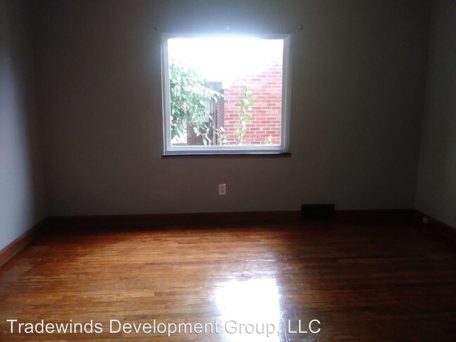 Foto del edificio - 3 br, 1 bath House - 11853 Nashville St