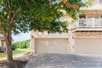 Building Photo - 9201 Brodie Ln