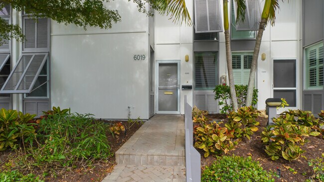 Foto del edificio - 6019 W Peppertree Way