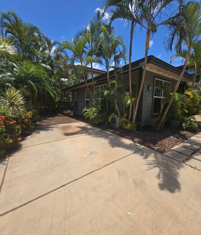 Building Photo - 206 Kuli Puu St