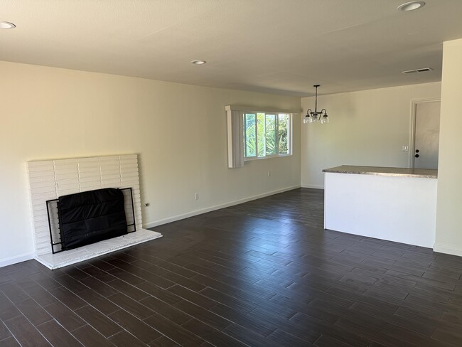 Foto del edificio - 2727 Recinto Ave