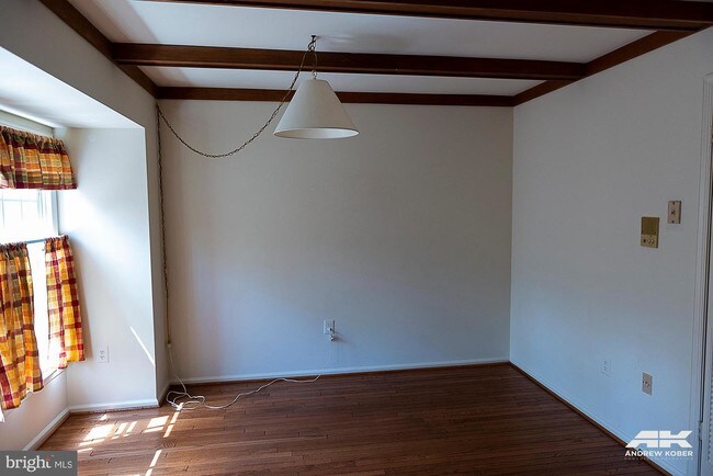 Building Photo - 5110 Bellemeade Ln