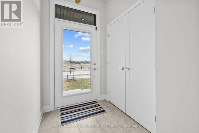 Building Photo - 1081 Cope Dr