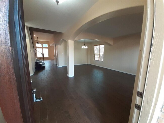 Foto del edificio - 5835 Beeston Ln