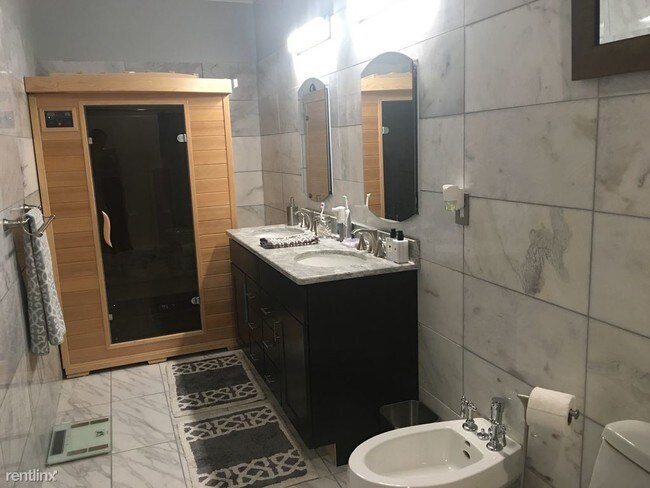 Foto del edificio - 2 br, 2 bath - 23 Brewster St