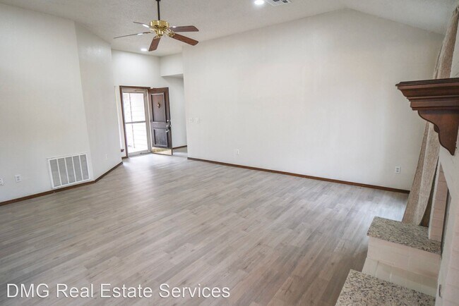 Building Photo - 3 br, 2 bath House - 1608 Eagle Nest