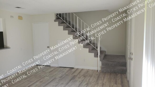 Foto del edificio - 1715 S Diamond Bar Blvd