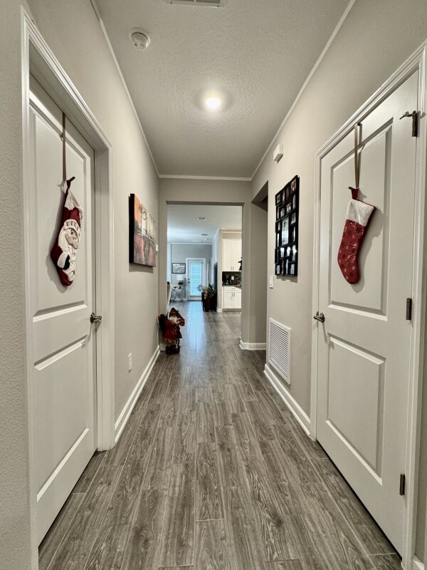 Photo - 1775 Good Neighbor Lp House