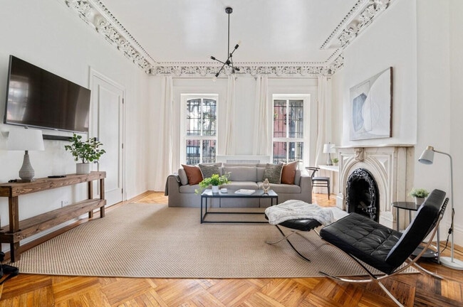 Foto del edificio - 333 Adelphi St