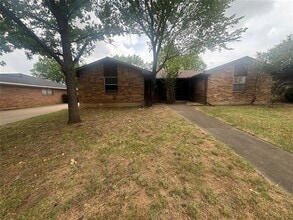 Building Photo - 1508 Blackwell Dr
