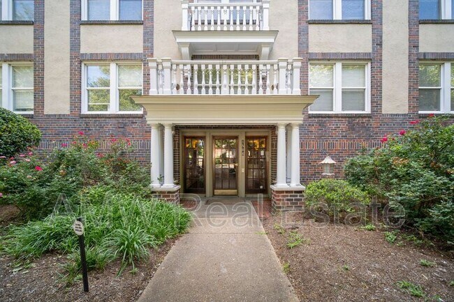 Building Photo - 1506 Colonial Ave