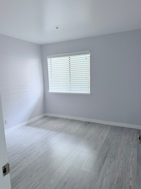 Foto del edificio - 606 Cedar Ct