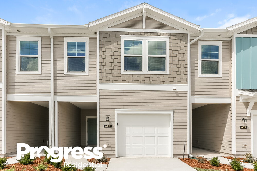 Primary Photo - 649 Cherry Ridge Dr