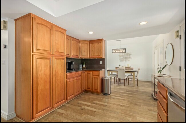 Foto del edificio - 8490 E Chaparral Rd
