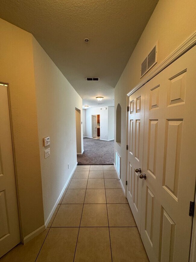 Foto del edificio - 4401 SW 52nd Cir
