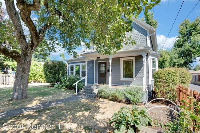 Building Photo - 3 br, 2 bath House - 904 NE 76th Ave