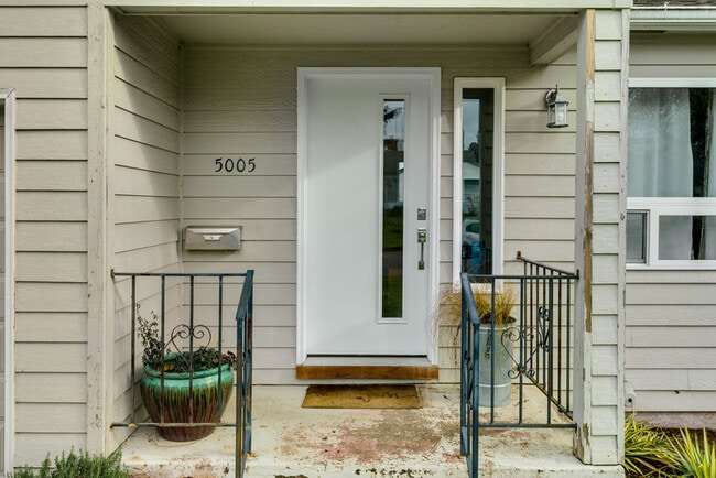 Photo - 5005 NE Mason Ct House