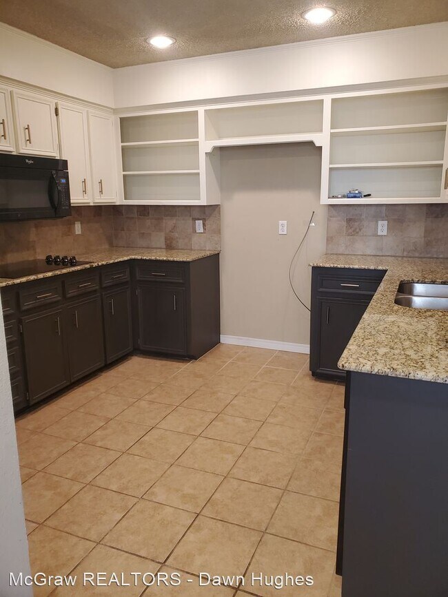 Foto del edificio - 3 br, 2 bath House - 6548 S. 112th E. Ave.