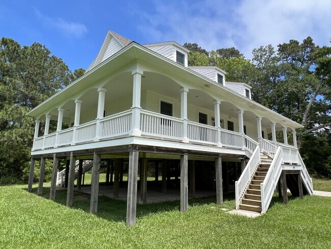 Foto del edificio - 1300 W Kitty Hawk Rd