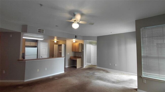 Building Photo - 2000 Erving Cir