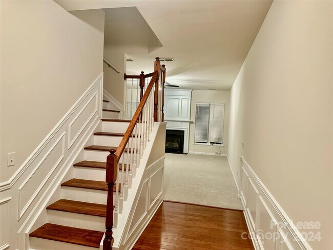 Foto del edificio - 9029 Bishop Crest Ln