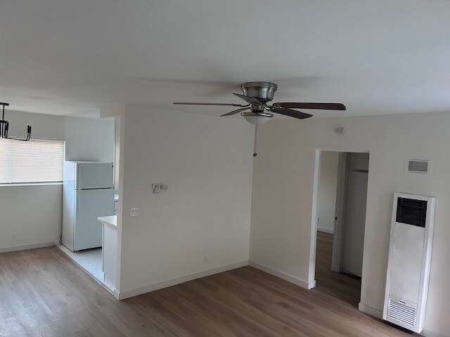 Foto del edificio - 236 Monterey Rd