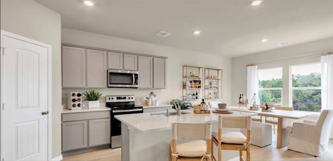 Building Photo - 257 Frogmore Lp