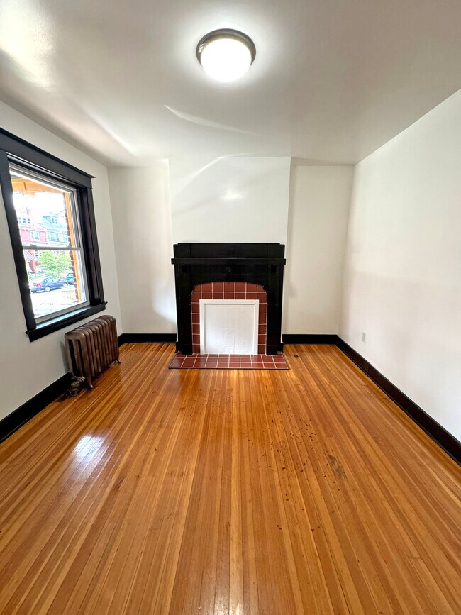 Living Room - 259 Gross St