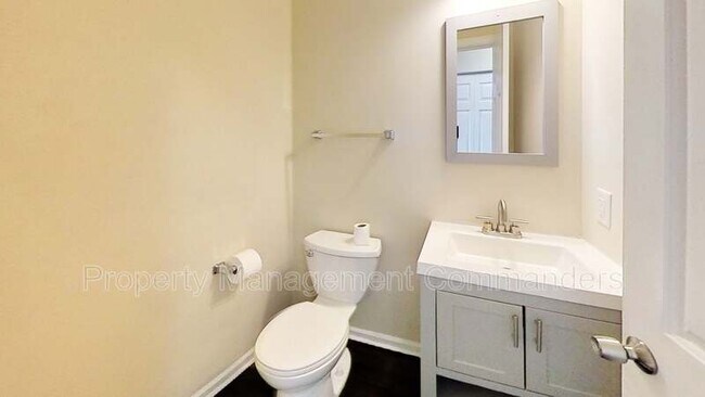 Foto del edificio - 1 Sparrow Ct