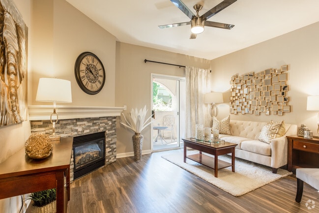 2BR,2BA-The Chardonnay - Vineyard Gate Apartments