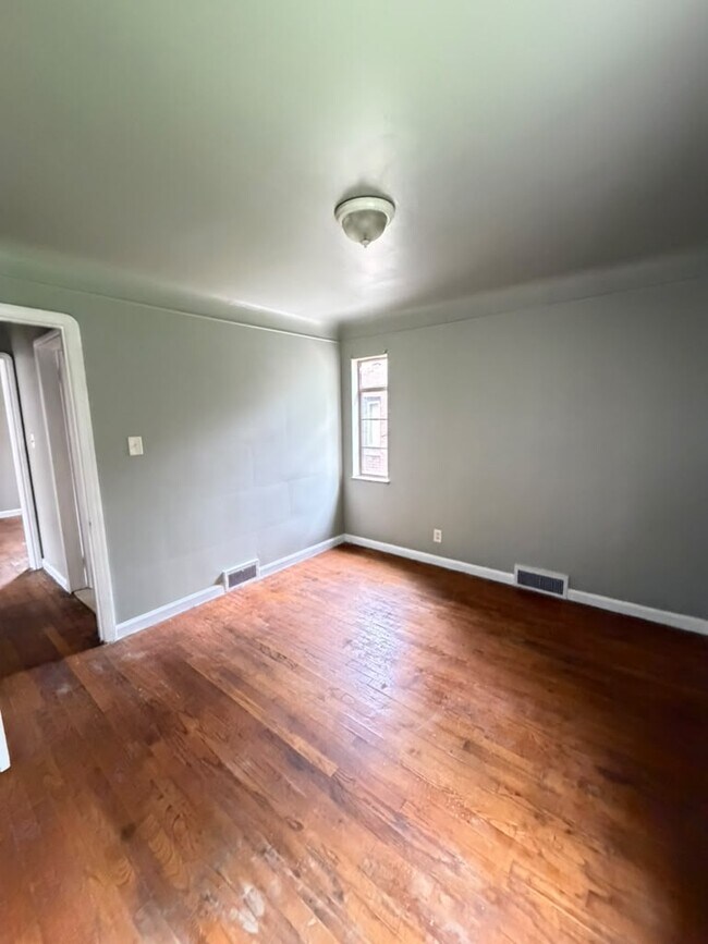 Foto del edificio - 17928 Chandler Park Dr
