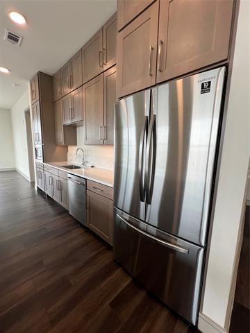 Foto del edificio - 7805 Communications Pkwy